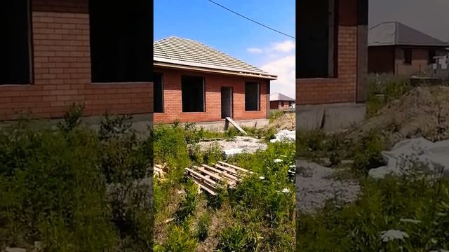 Совсем скоро закончится строительство ещё двух домов. Родники. Краснодарский край