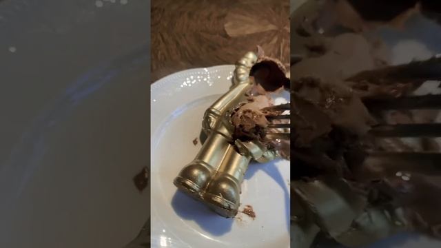 Название кафе нобл находится в Махачкале смотреть онлайн