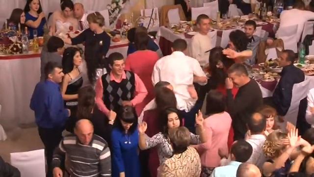 Крымскотатарская свадьба Джеббар-Мавиле (3 часть) смотреть онлайн