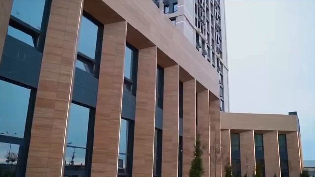 Этим субботним утром ключи получают жители уникального дома - литера 21.1 смотреть онлайн