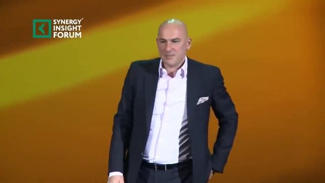 Как неудачи проевращаются в опыт и помогают достичь успеха? Радислав Гандапас смотреть онлайн