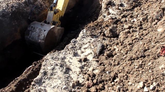 На ул. Промышленной дорогу перерыли смотреть онлайн