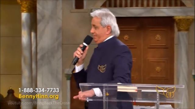 Бенни Хинн поет ''Мы прославляем