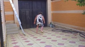 100 Часов с Самым Диким Человеком !