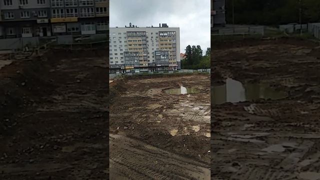 10.08.24 а вот вид на стройку🏗️ угол ул.Достоевсеого и Федосеенко.Нижний Новгород смотреть онлайн
