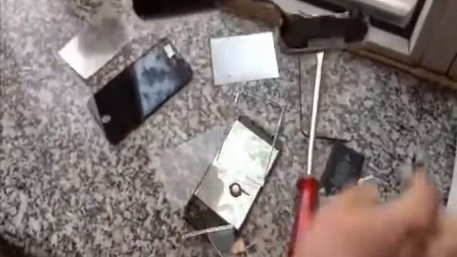 I Phone 4s на разборку!!! смотреть онлайн