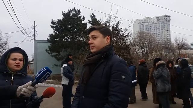 Представителям ГАСКа не удалось остановить стройку в сквере Юность