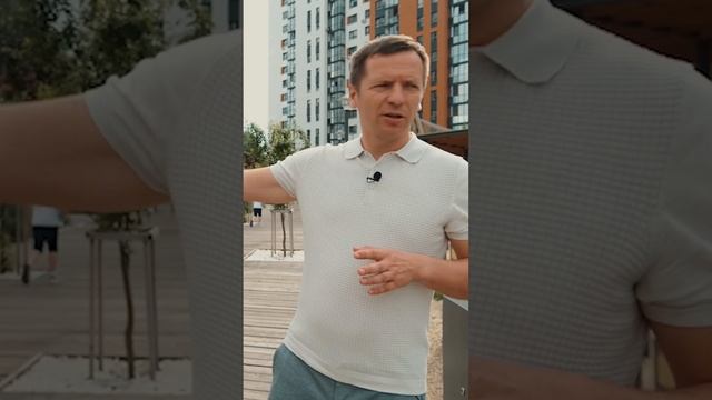 В таком дворе ребёнку будет интересно! смотреть онлайн