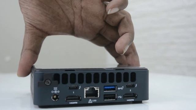 எவோலோ குட்டியா ஒரு Computer uh??? | Intel NUC | Chennai Techie | #intelnucreview #intelnucpc #tami смотреть онлайн