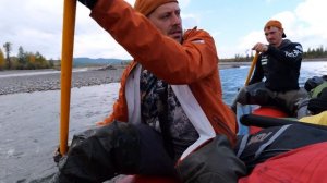 ВЫБИРАЕМСЯ ИЗ ТАЙГИ, ПО РЕКЕ. СЕВЕР КОЛЫМА.  ПОИСКИ САМОЛЁТА И РЫБАЛКА ТРОФЕЙНЫЙ ХАРИУС . Часть 4