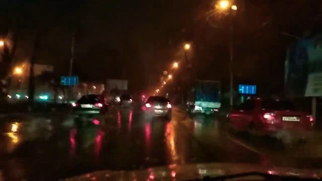 Есть ли люди в Донецке? смотреть онлайн