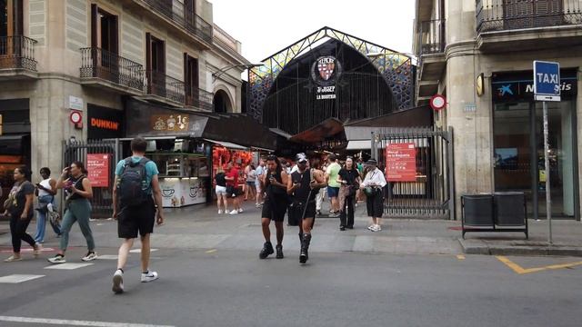 La Rambla (Ла Рамбла) - самый знаменитый бульвар Барселоны. Достопримечательности, секреты, лайфхак