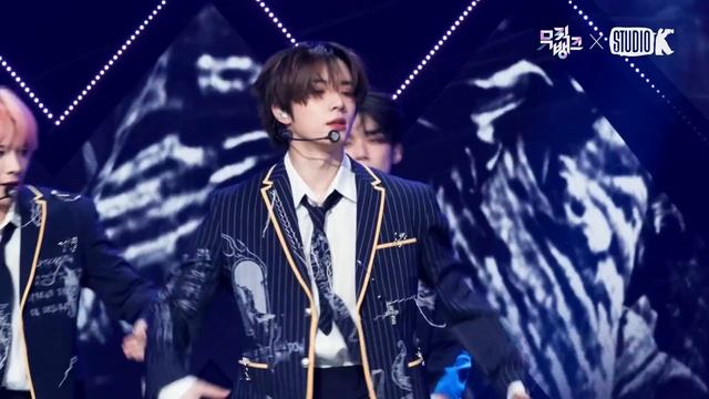 [얼빡직캠 4K] 투모로우바이투게더 범규 'Devil by the Window' (TXT BEOMGYU Facecam) @뮤직뱅크(Music Bank) 230203 смотреть онлайн