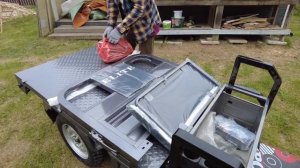 Распаковка и обзор китайского электромобиля. Собираем своими руками грузовой электротрицикл