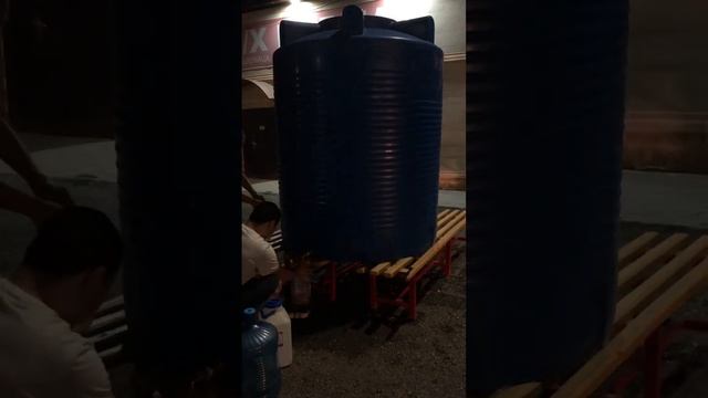 минусы жизни в Элисте: перебои с водой и электричеством #элиста #жизньвэлисте #какживуткалмыки смотреть онлайн