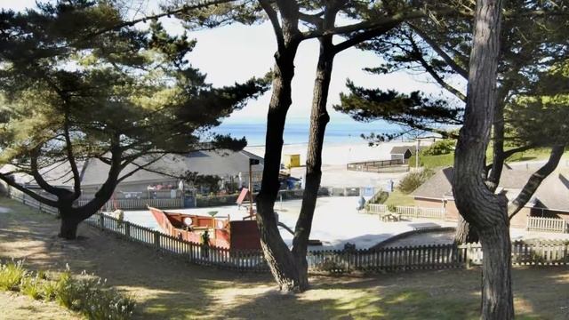The Riviera Hotel & Holiday Apartments Alum Chine, Bournemouth, United Kingdom смотреть онлайн