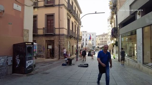 Кальяри - столица загадочной Сардинии.