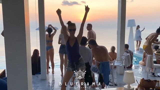 Bluerama Koh Phangan Artists смотреть онлайн
