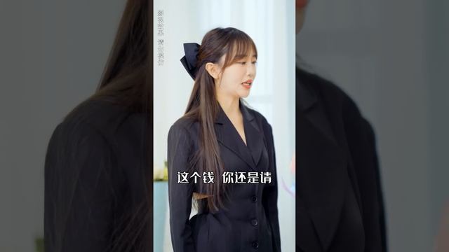 一口氣看完！千金竟被勢力男友嘲諷：一個黃臉婆也配嫁給我？還被心機女陷害。卻不想她身份曝光後，驚艷全場，狠狠打臉衆人！ | 分手後，我和前男友不共戴天【完整版】#雙劇 #甜寵 #總裁 смотреть онлайн