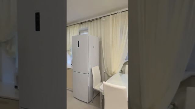 Квартира 45м2 в центре Сочи на ул. Паркововой, стоимость 17 млн. ₽. Свежий ремонт, мебель, техника смотреть онлайн