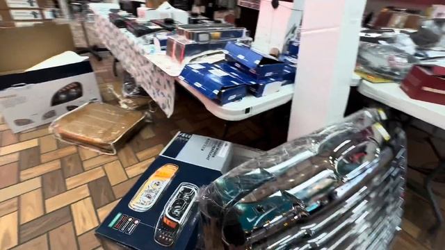 Прогулка по двум Chrome shops,Удлинил ручку кпп до 115 см на Volvo VNLв США, дешовый дизель в Техаs смотреть онлайн