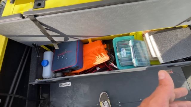 Триера 490, Golfstream 90 - комплектация БОМЖ