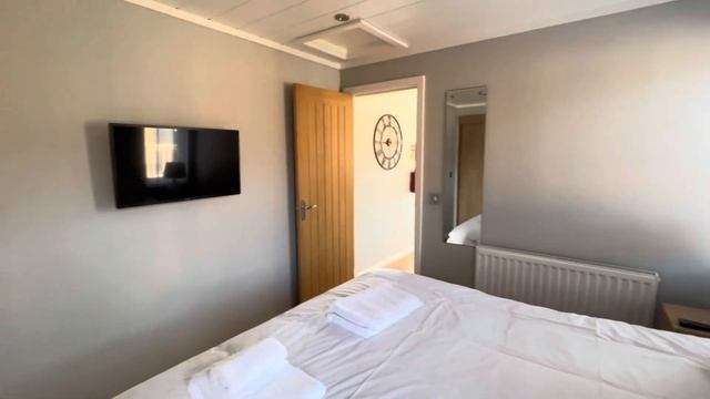 Kingfisher Lodge, Devizes Marina Village, Devizes, SN10 2RH смотреть онлайн