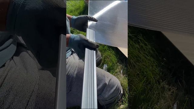 Видеоинструкция по сборке и установке парника Тюльпан-мини #парник #теплица смотреть онлайн