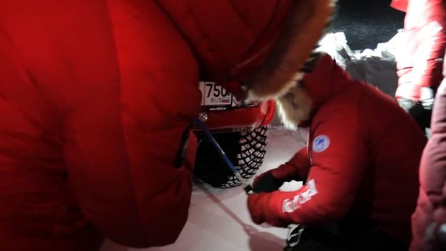 ОДНИ В АРКТИКЕ. СЕВЕР БЕЗ ДОРОГ, ЗИМНИК И ДОРОГА ЗАКОНЧИЛАСЬ, OFF-ROAD ЭКСПЕДИЦИЯ Toyota. Часть #12 смотреть онлайн