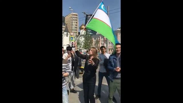 Узбеклар Москивада Хамма Русларни Лол Колдирди #деньпобеда#9мая#узбеклар#москва