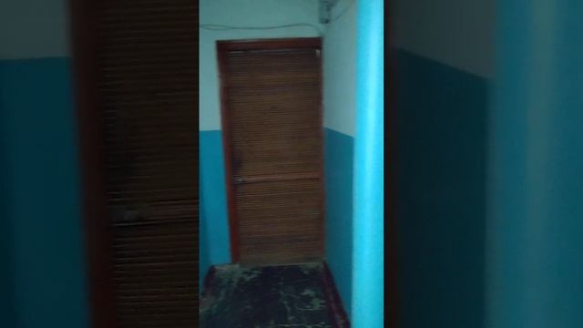 купил комнату в общаге. Попытка войти.