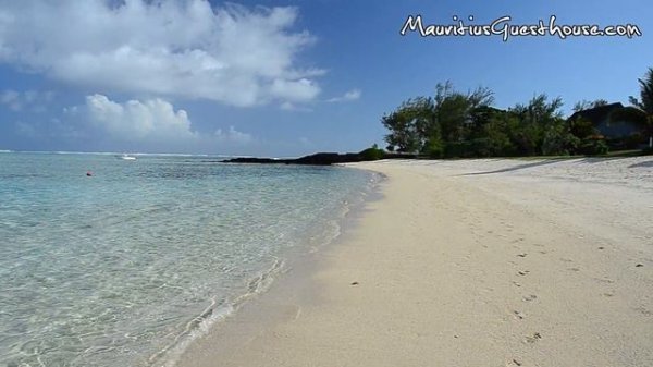 Mauritius best Beach - Pointe d´Esny - Apartments & Bungalows - MauritiusGuesthouse