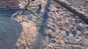 строим баню | залили подушку под фундамент для бани