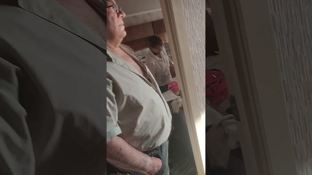 Неадекватные жильцы (часть 2) смотреть онлайн