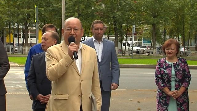 В Нижнекамске после капремонта распахнул двери политехнический колледж смотреть онлайн