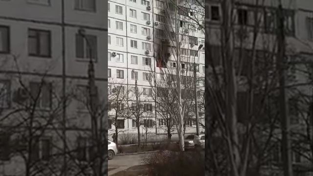 Пожар в Волжском на Карбышева 125 смотреть онлайн