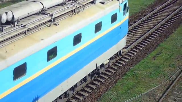 ЧС2-588 идет резервом смотреть онлайн