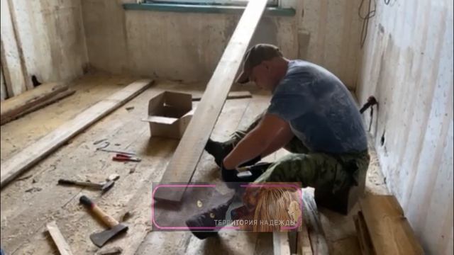 Нам песня строить и жить помогает. смотреть онлайн