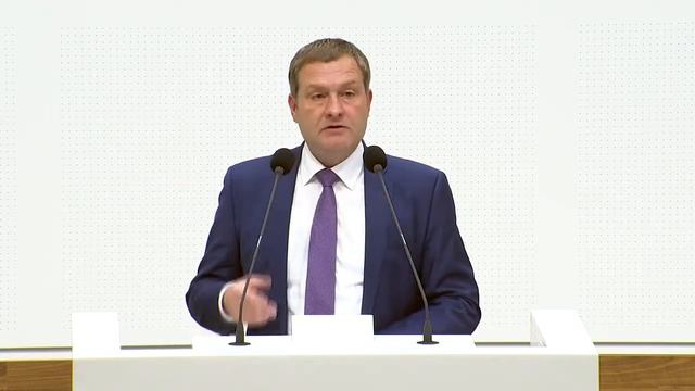 Rede von Guido Pott: Wegwerfprodukte aus Plastik reduzieren – Land und Meer schützen смотреть онлайн