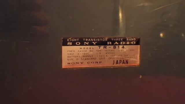 Sony TR-814 three band transistor radio with WWV смотреть онлайн