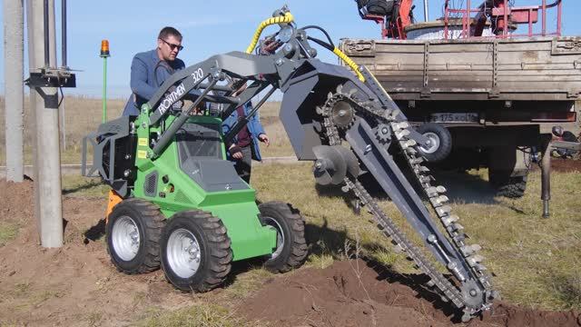 Мини-погрузчики FRONTMEN для уборки снега и благоустройства территорий смотреть онлайн