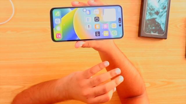 iPhone 14 Pro Max Sastay Main? | Gal Witch Koi Hor Hai!! смотреть онлайн