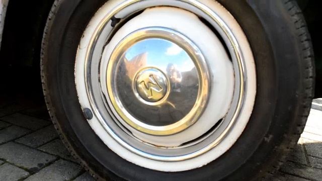 1961 Morris Minor Million смотреть онлайн