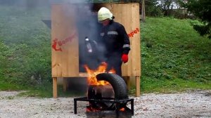 Аэрозольный огнетушитель, огнетушащий спрей Bontel, тушение горящей резины