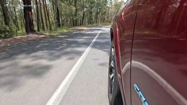 2024 Jeep Grand Cherokee 4xe (hybrid) review: 0-100 & engine sound смотреть онлайн