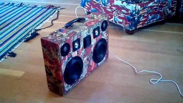 The BoomCase - Flower Power смотреть онлайн