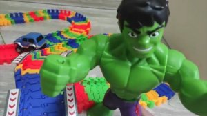 Халк разрушитель. Гибкий трек большое путешествие.