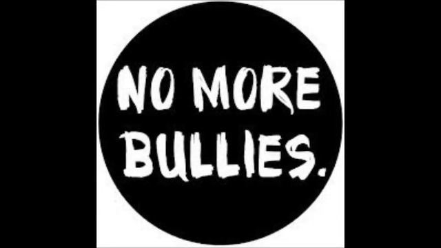 Hinton - R.I.P Amanda (STOP BULLYING ) смотреть онлайн