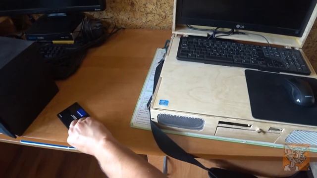 #3 DIY homemade laptop pc custom plywood portable case, hot swap bay presentation смотреть онлайн