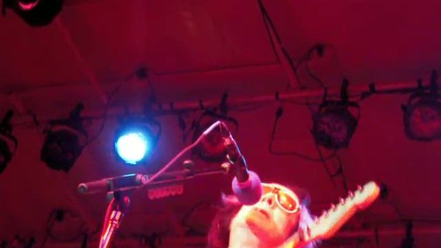 Todd Rundgren's Utopia "Somethings Coming" смотреть онлайн